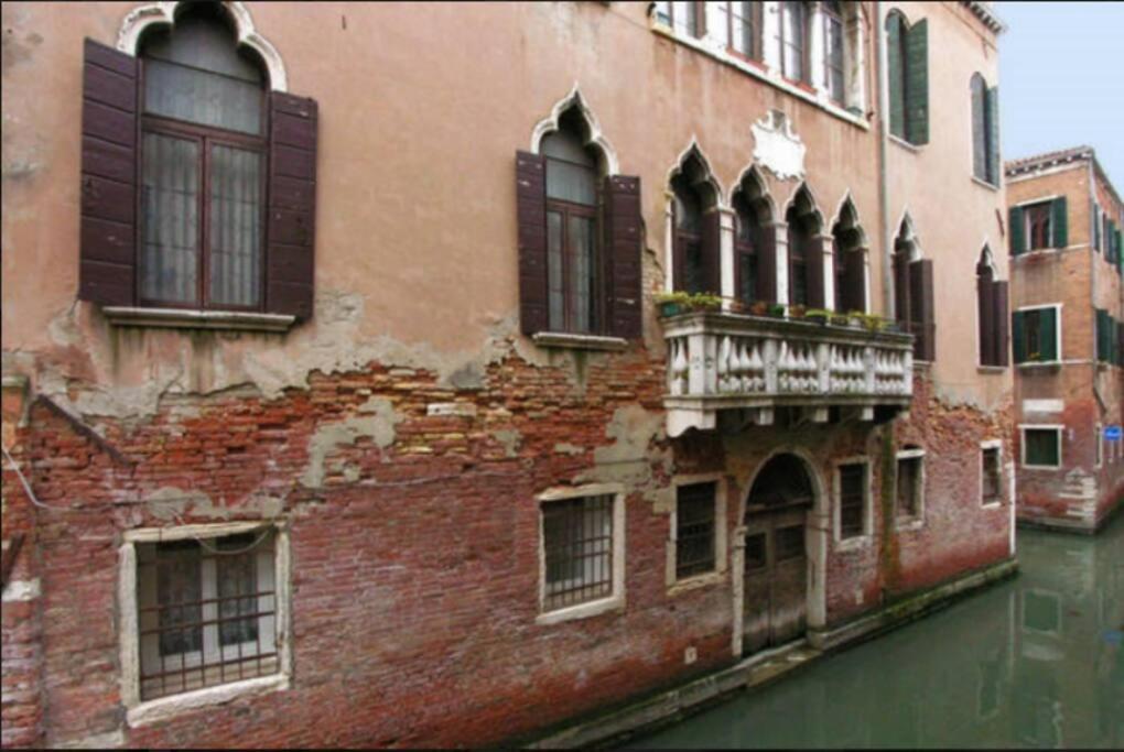Апартаменты Walk On The Water ✧ 5 Minutes To Rialto Bridge Венеция Экстерьер фото